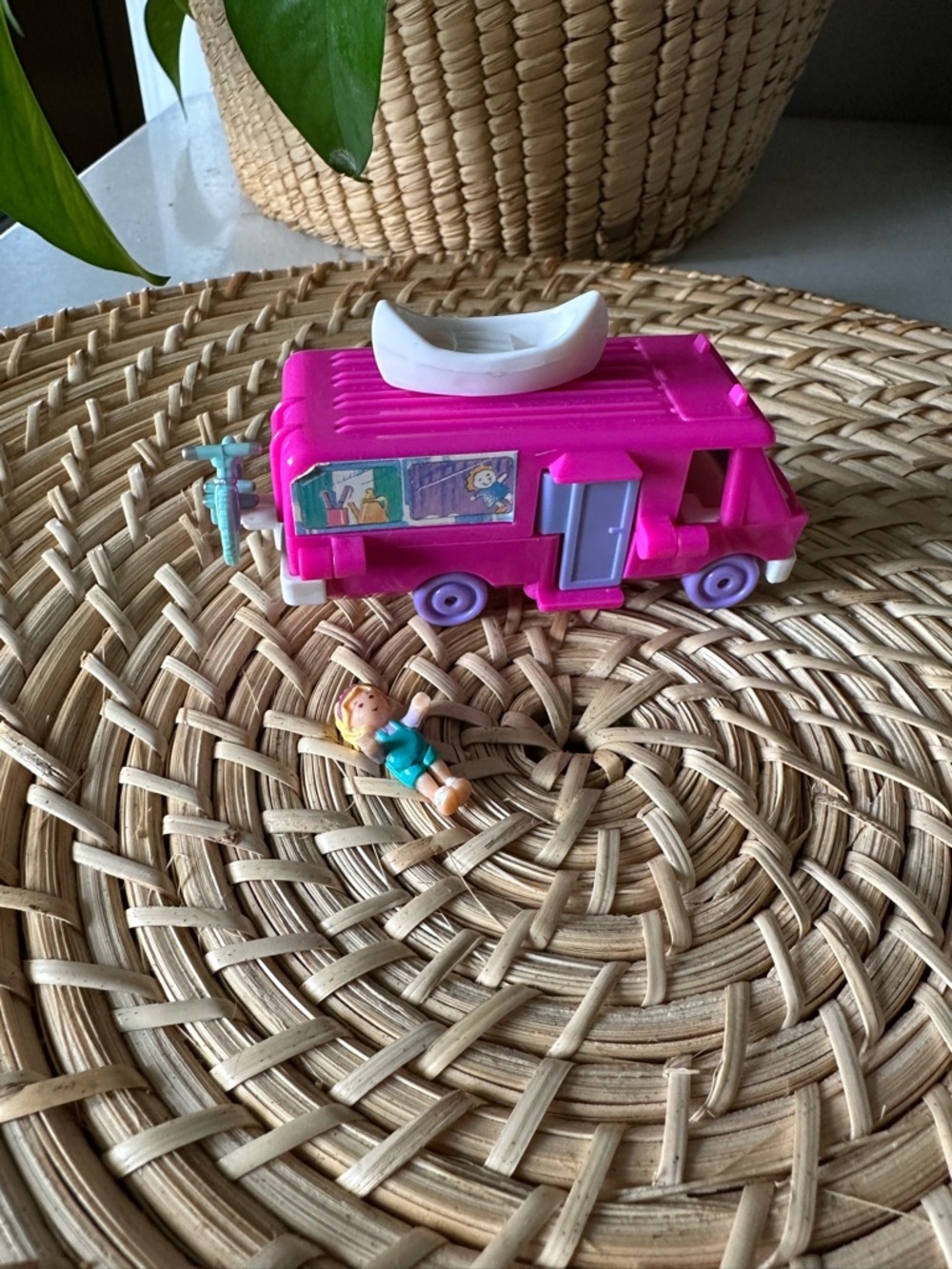 Polly Pocket Vintage Home On The Go RV Camper Set With Accessories